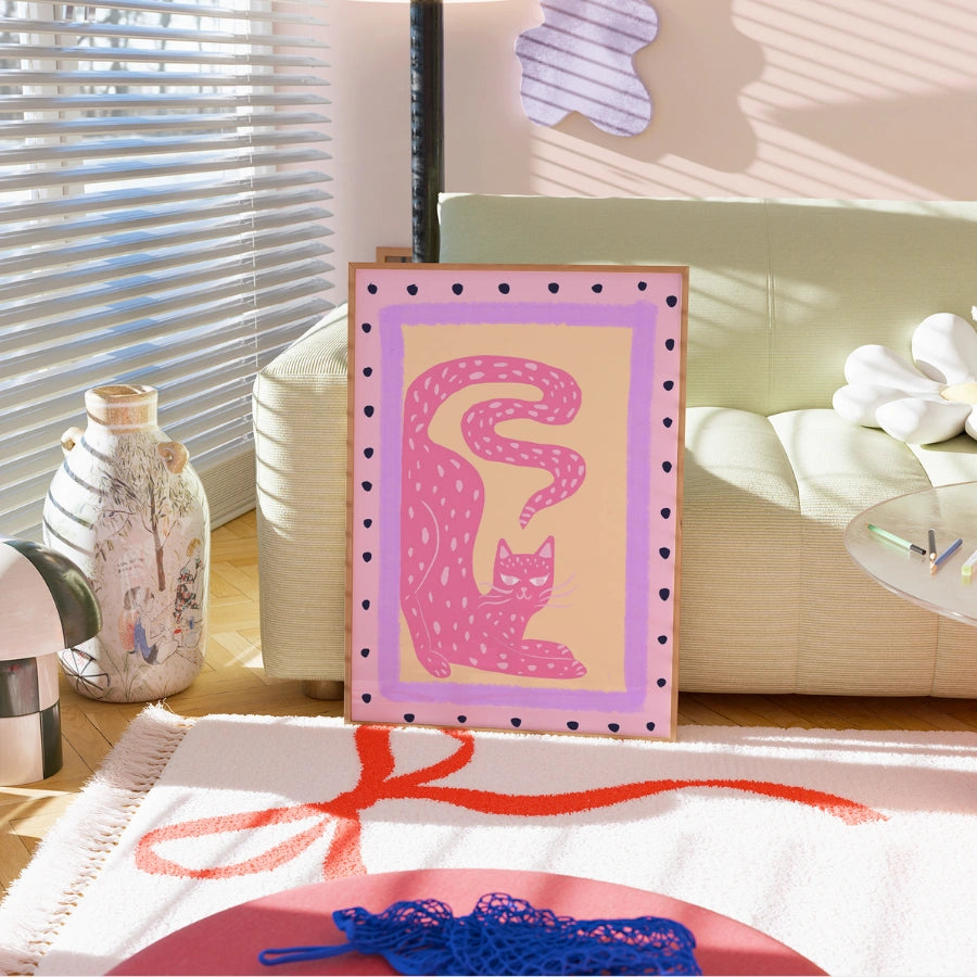 Arte murale con gatto rosa – Poster di animali massimalisti