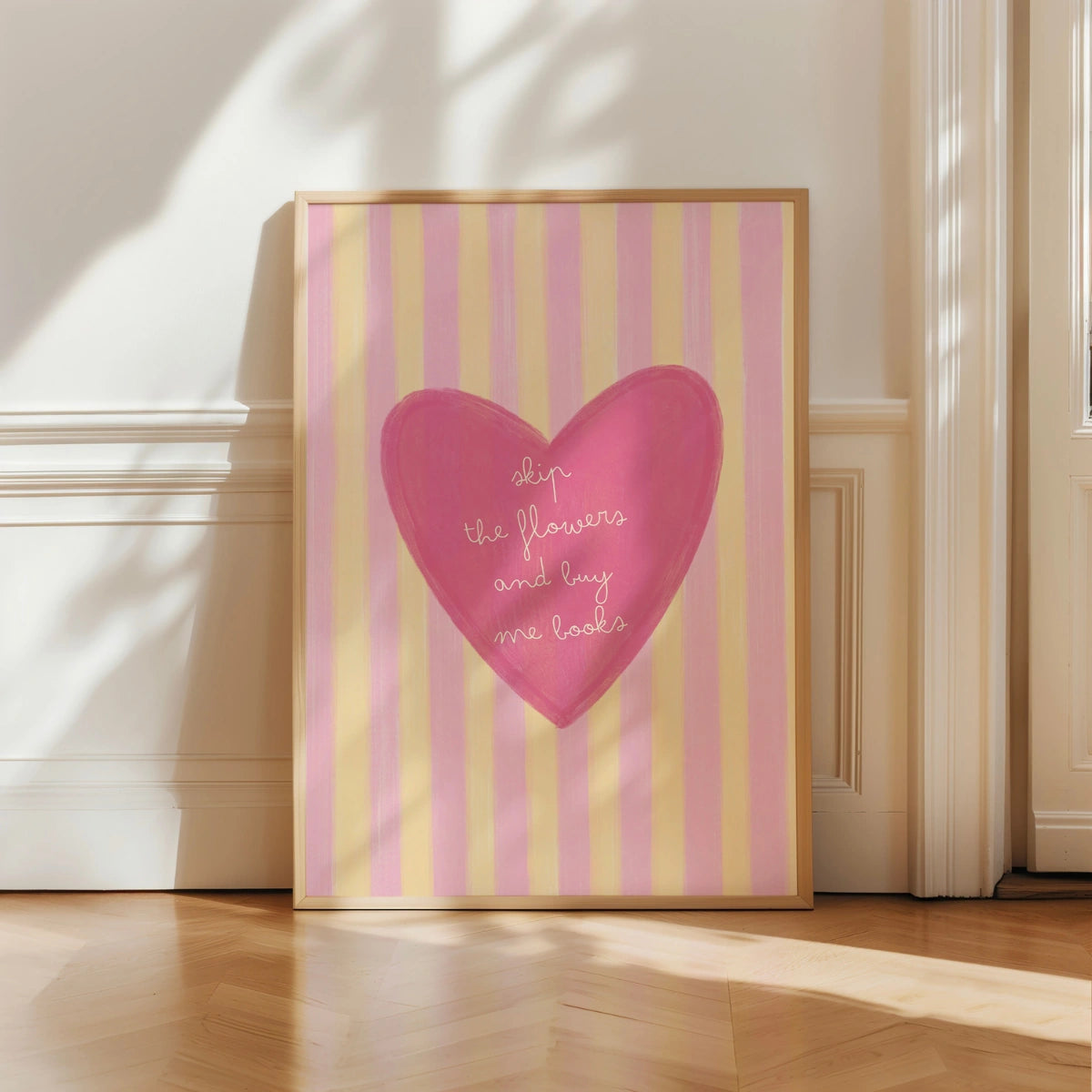 Kauf mir Bücher – Kunstdruck in Rosa für Bücherliebhaber