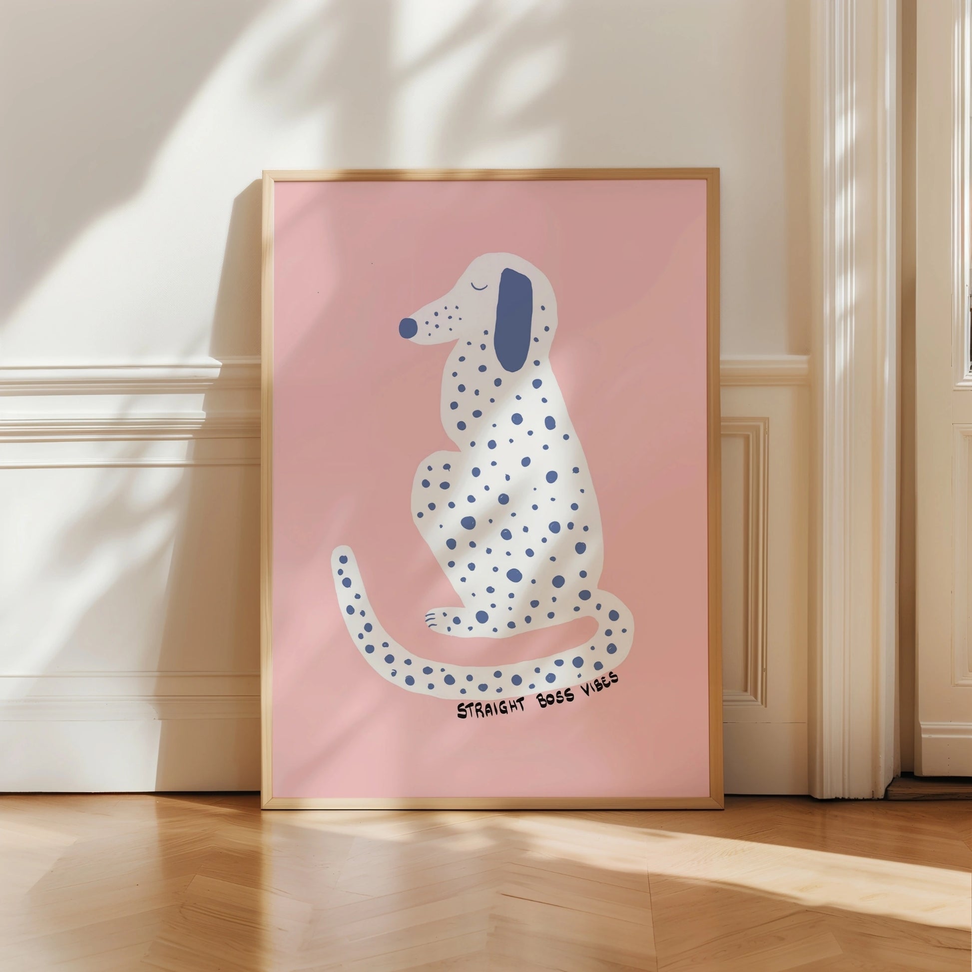 Boss Vibes Hunde-Kunstdruck – Niedliche rosa Wanddeko fürs Kinderzimmer