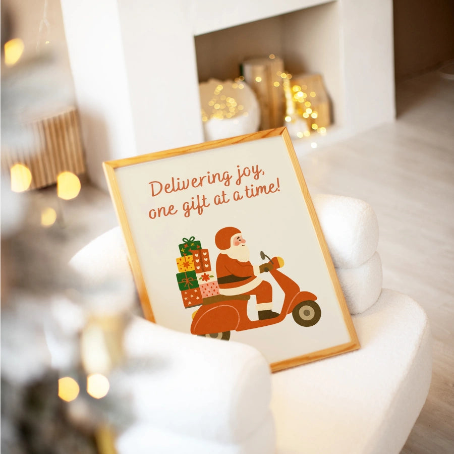 Babbo Natale sullo scooter - Stampa murale divertente per la consegna di Natale