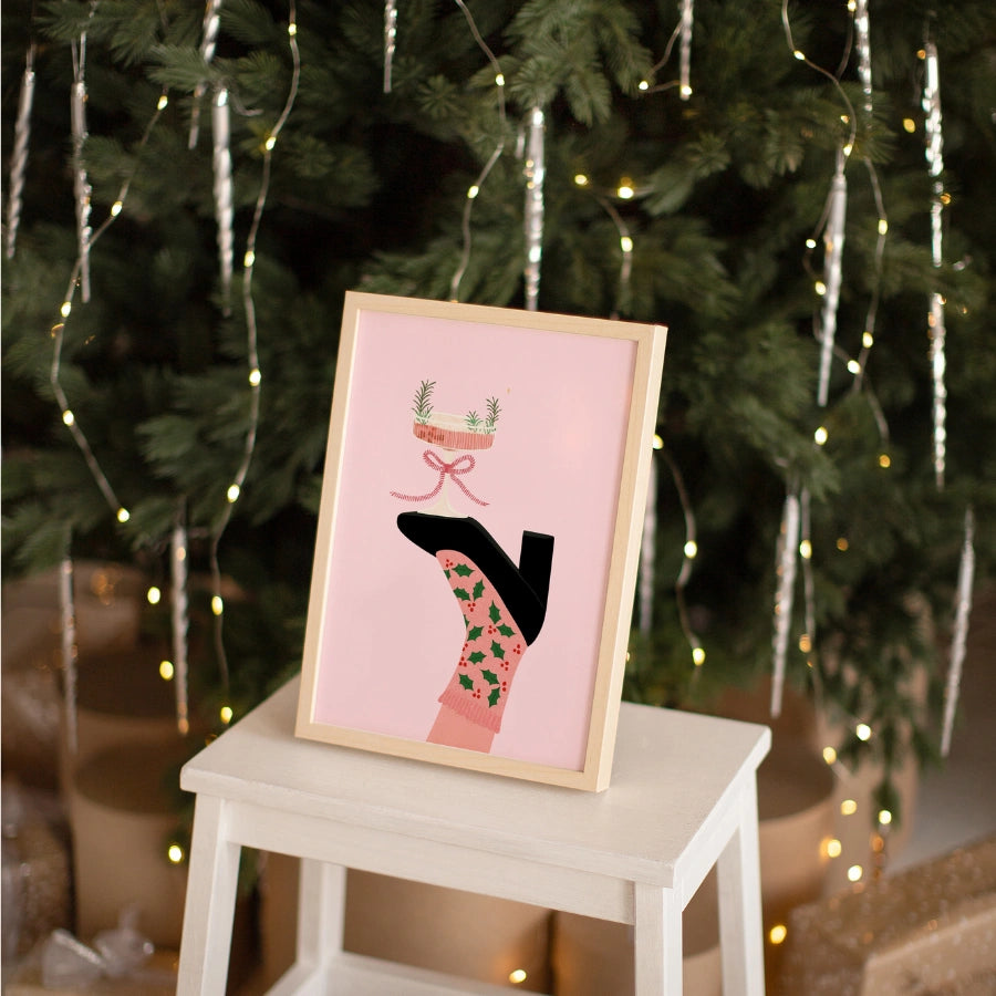 Holiday Party Vibes – Fashionable Festive Print