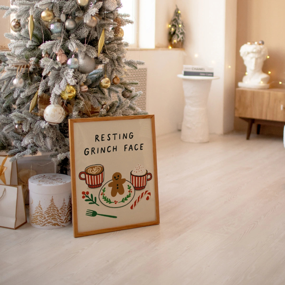 Weihnachtsdruck mit Grinch-Gesicht